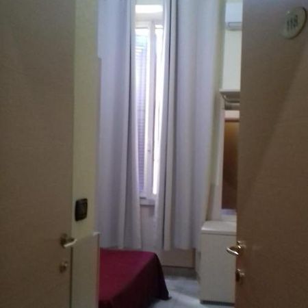 Guest House Hola Roma Extérieur photo